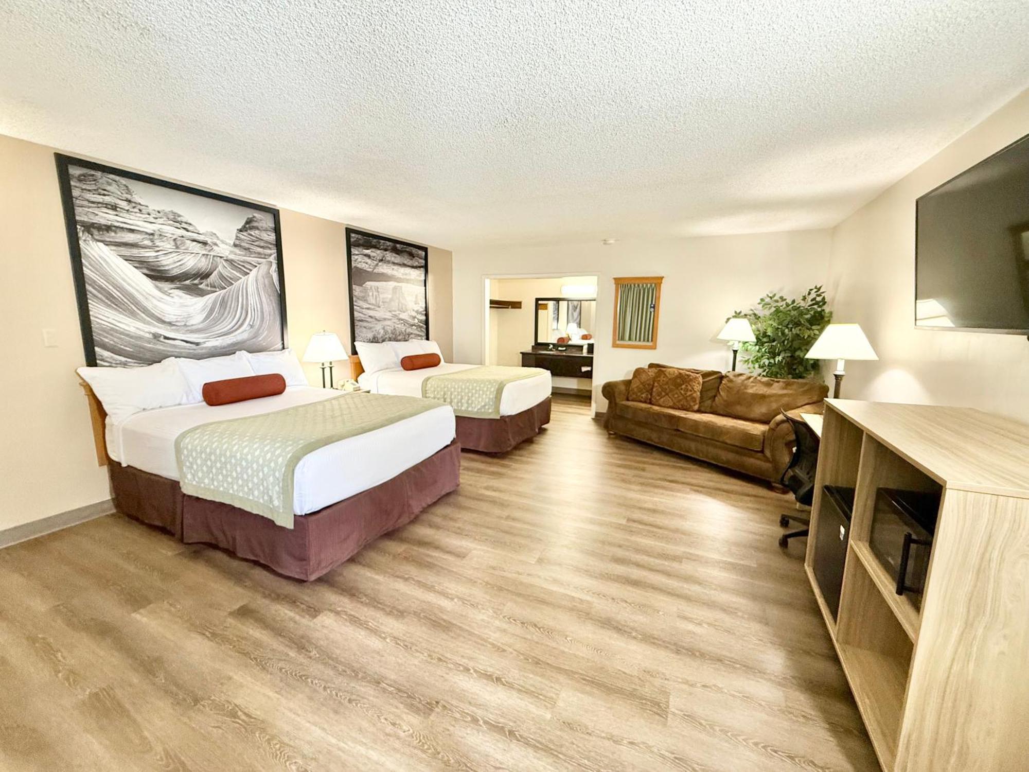 Super 8 By Wyndham Salina/Scenic Hills Area Hotell Eksteriør bilde